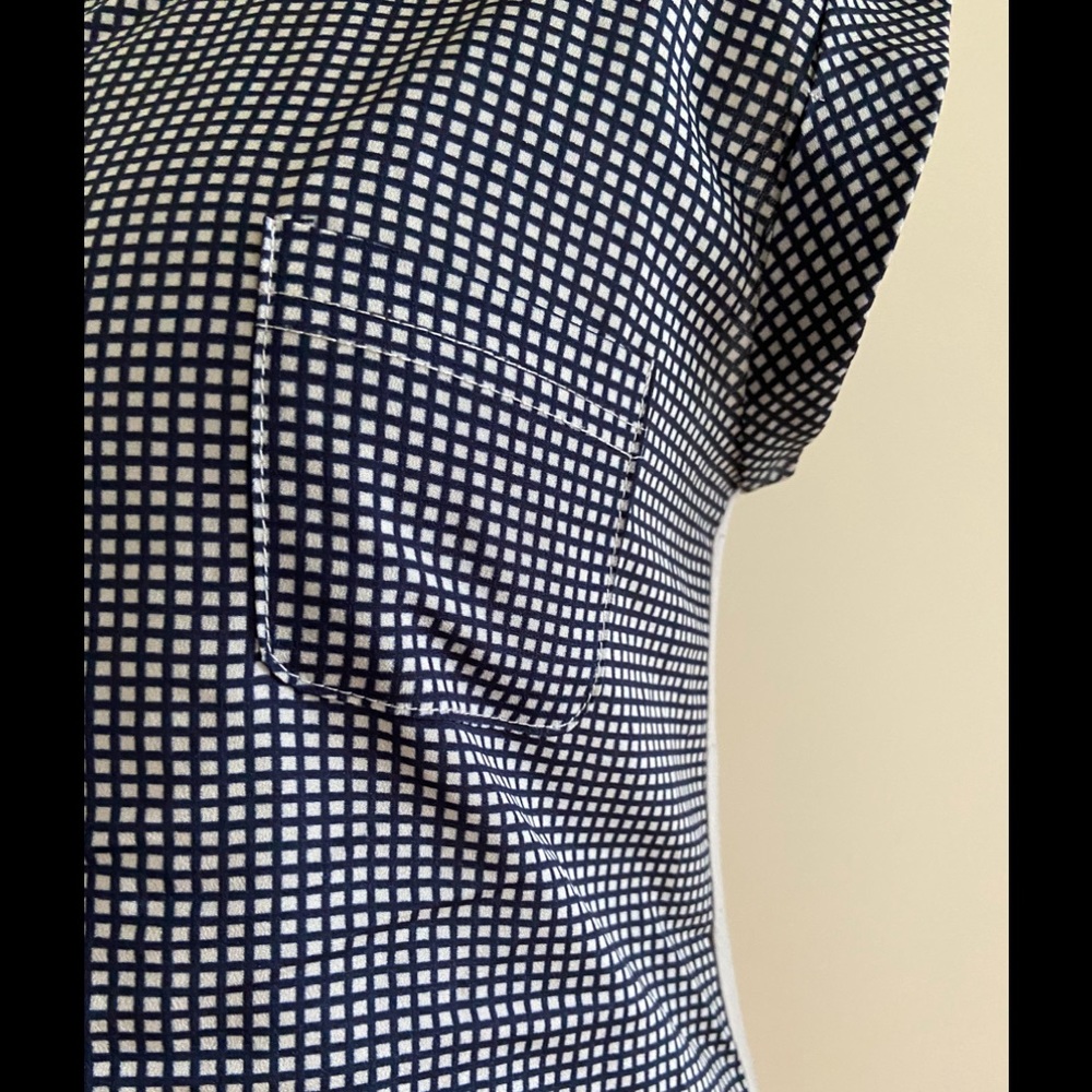 Cute Print Top w/ Solid Gray back - Picture 2 of 6